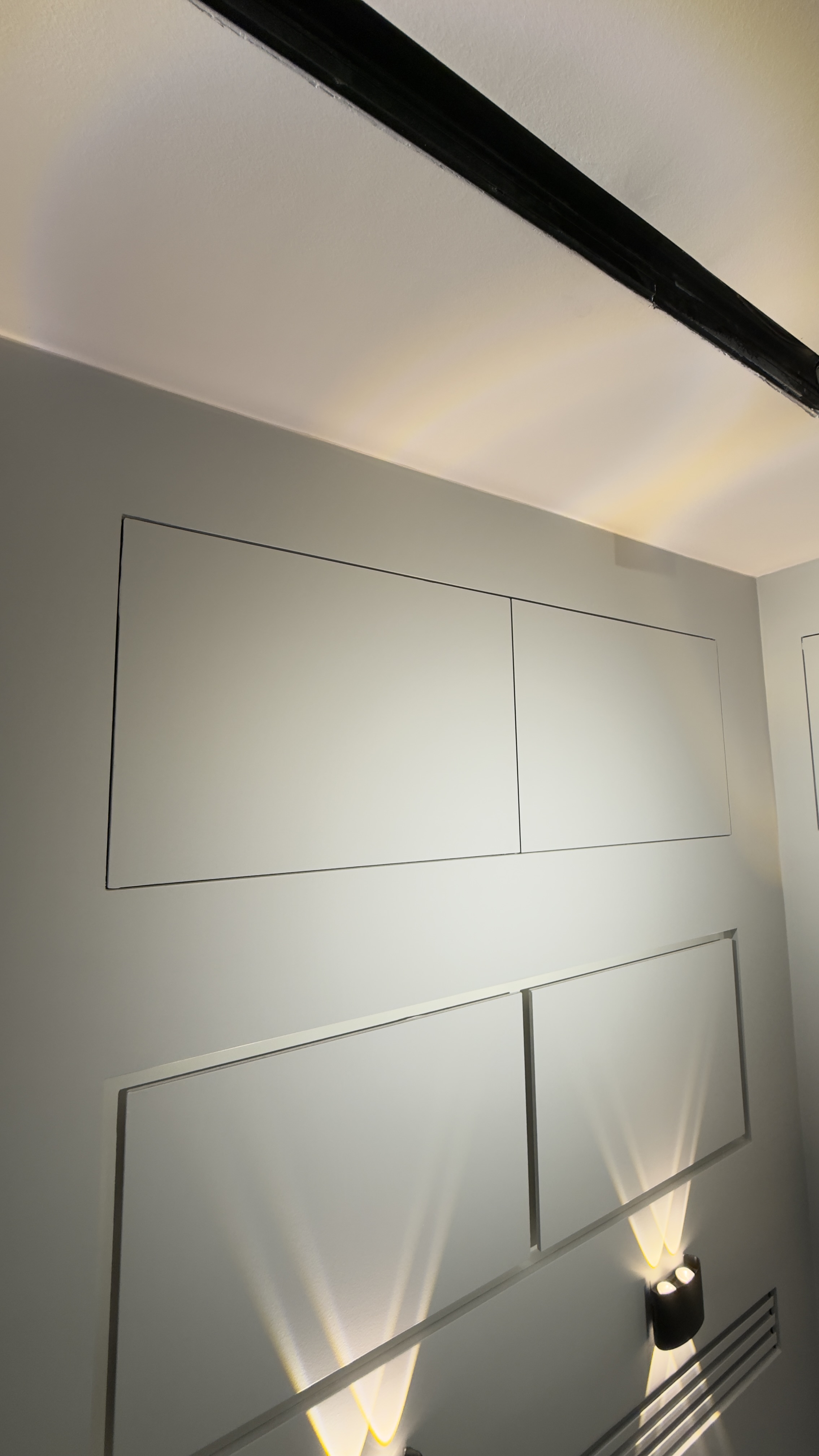 دریچه های بازدید دو دهنه مگنت فشاری