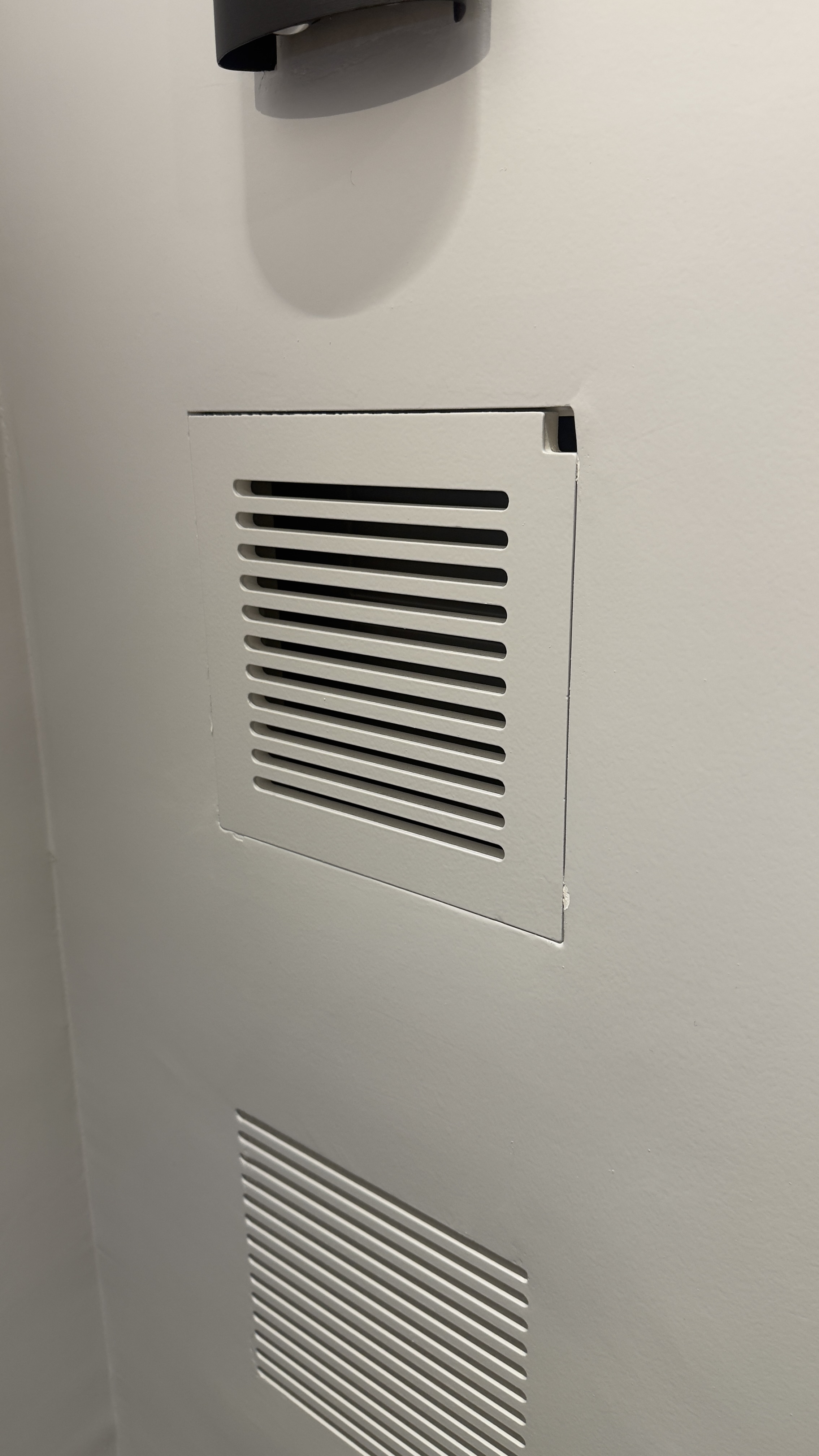 دریچه بازدید مکش سرویس شیار دار